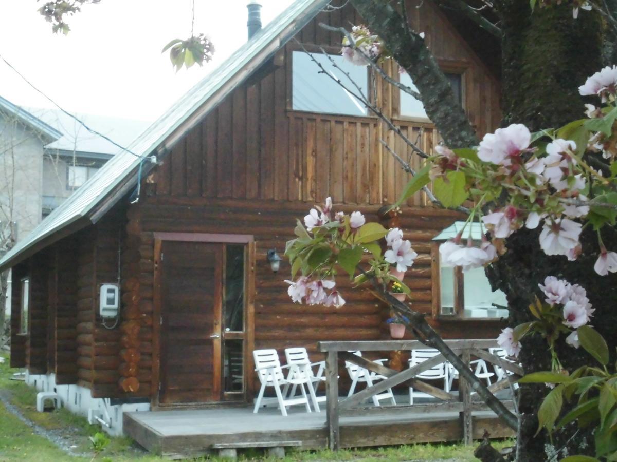Log Cottage Villa Happo Хакуба Екстериор снимка